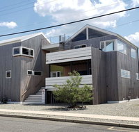 2 E 33rd St Brant Beach - Accommodation Ohio