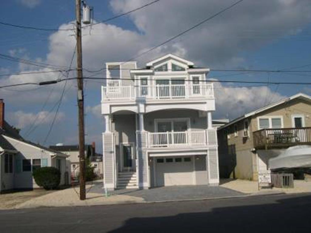 Ocean Block Home In Surf City 136906 - thumb 0
