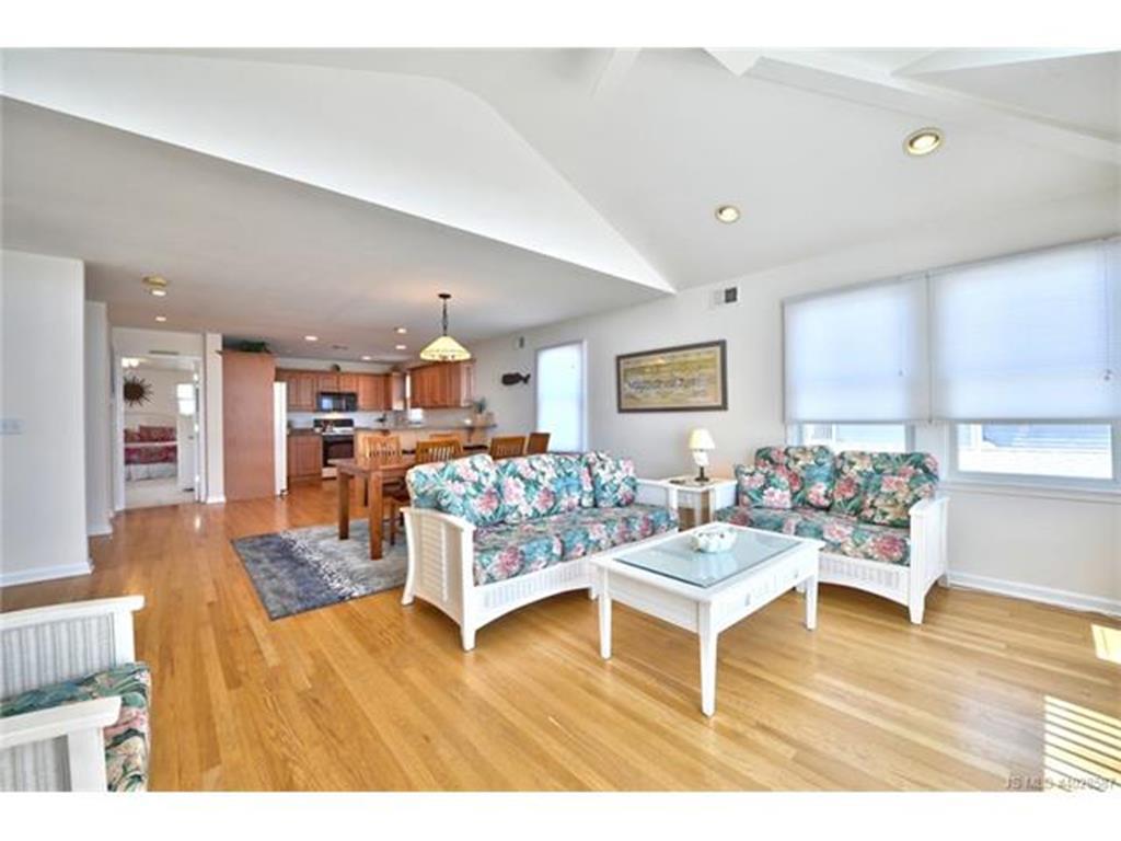 Ocean Block Home In Surf City 136906 - thumb 3