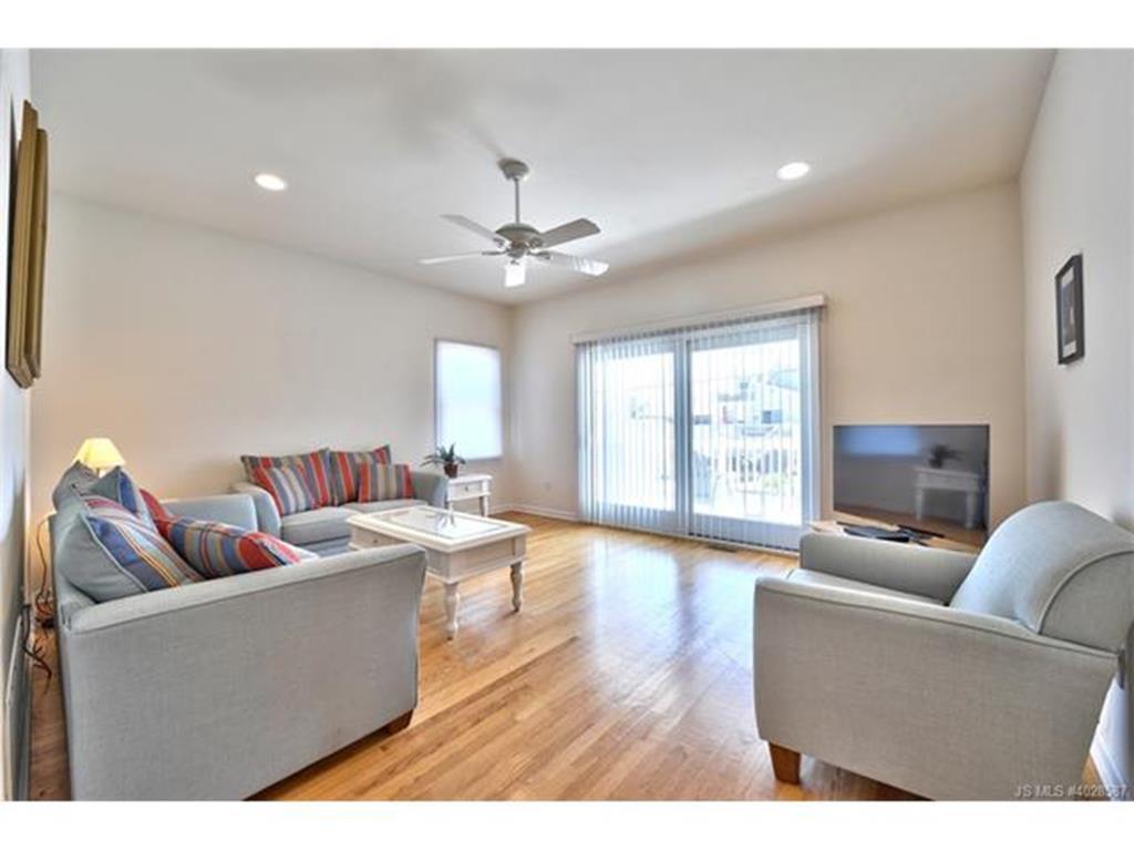 Ocean Block Home In Surf City 136906 - thumb 2