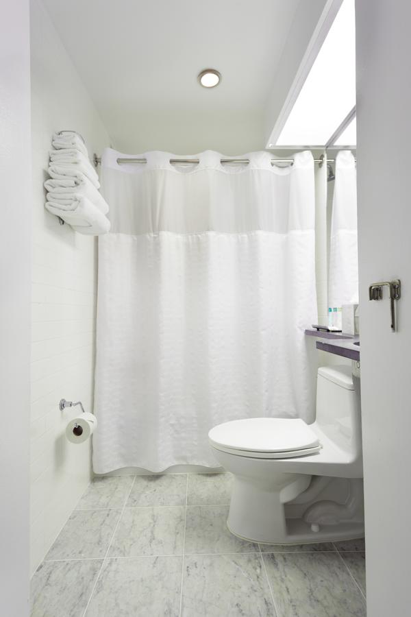 Shoreham Hotel - thumb 25