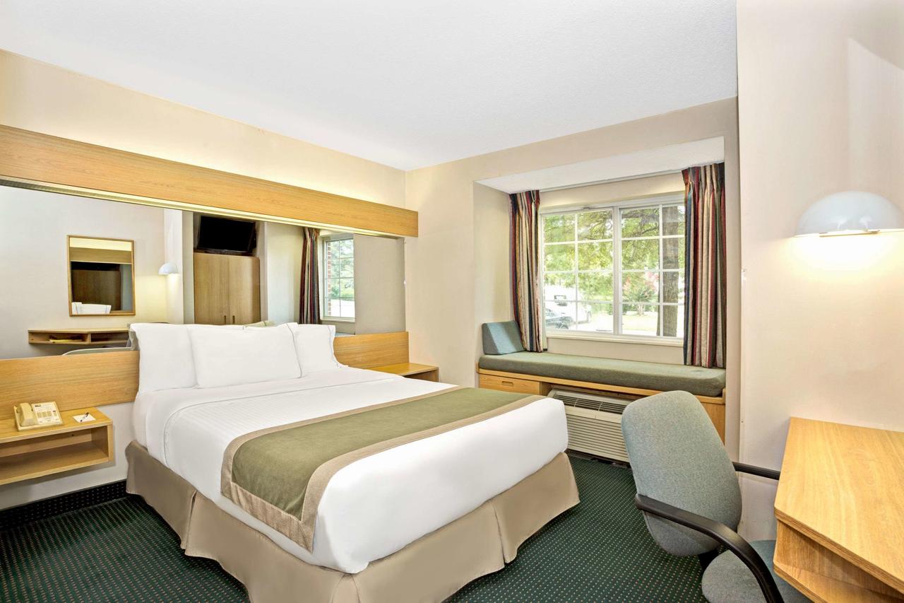 Microtel Inn By Wyndham Raleigh-Durham Airport - thumb 5