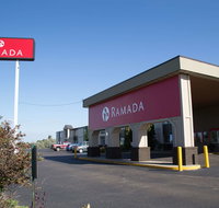 Ramada by Wyndham Bismarck - Accommodation Ohio
