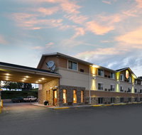 Super 8 by Wyndham Minot Airport - Accommodation Ohio