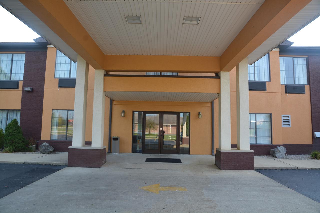 Countryside Inn And Suites - thumb 1