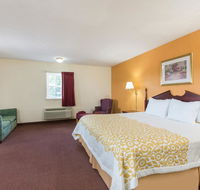 Days Inn by Wyndham Amherst - Accommodation Ohio