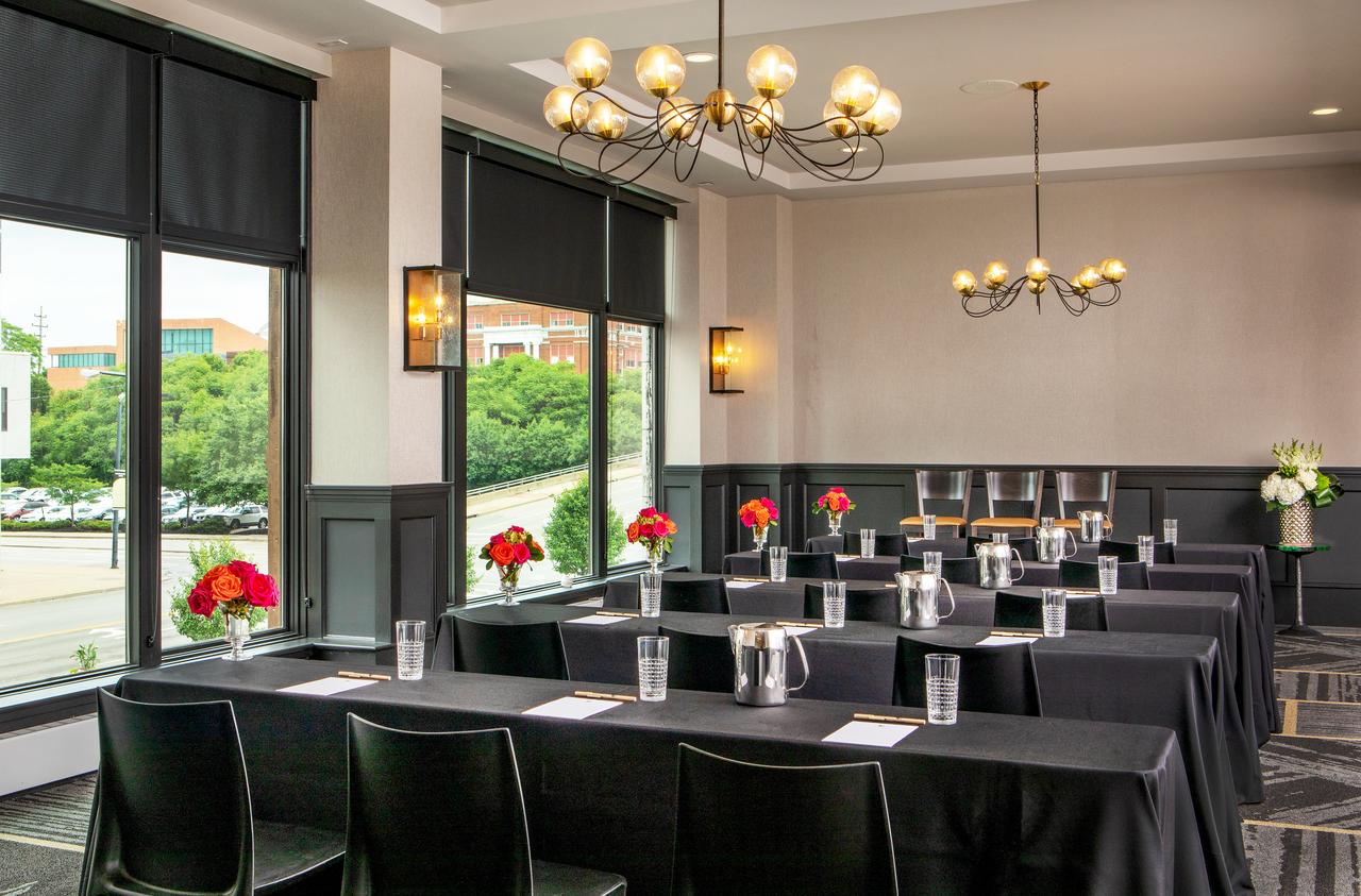 Doubletree By Hilton Youngstown Downtown - thumb 21