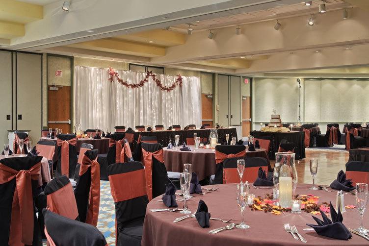 Radisson Hotel At The University Of Toledo - thumb 12