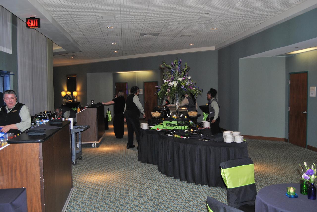Radisson Hotel At The University Of Toledo - thumb 19