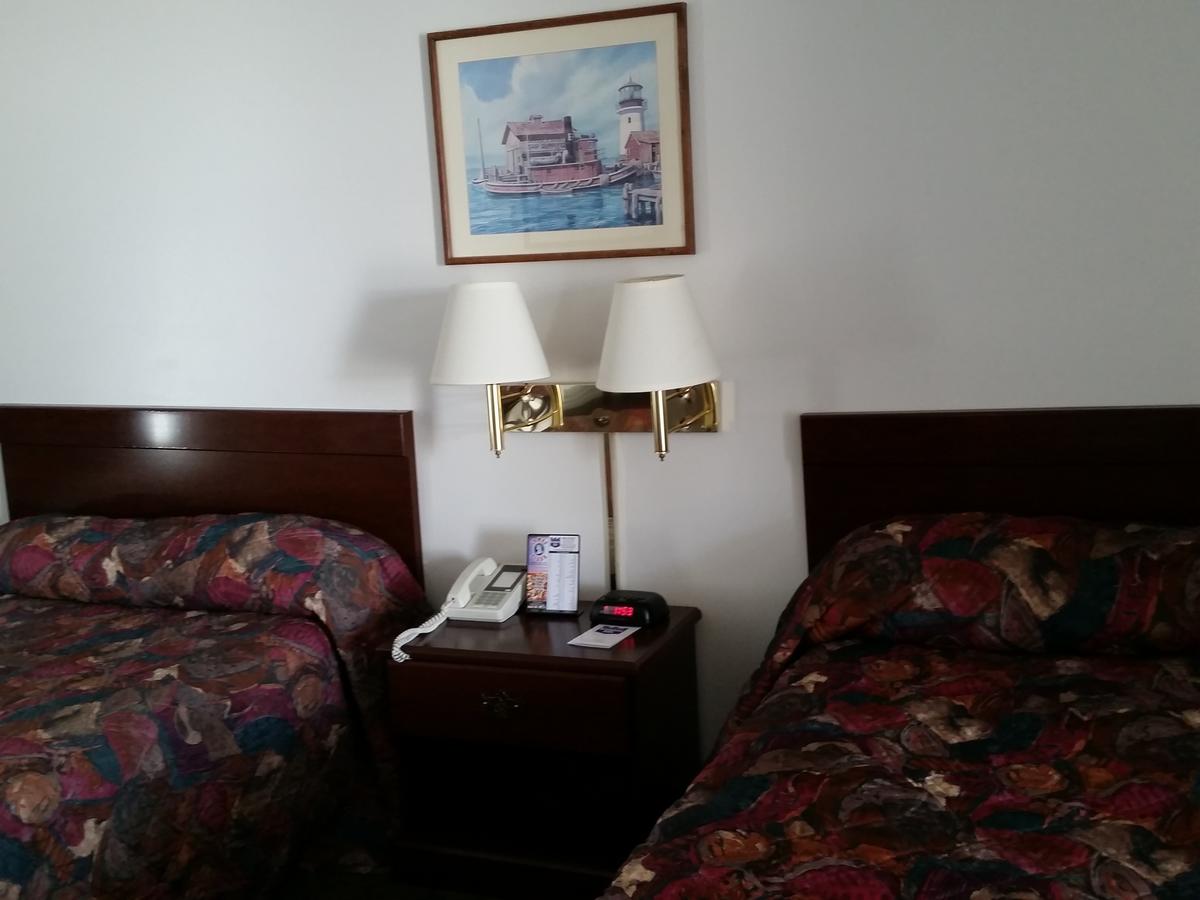 Knights Inn Sandusky - thumb 10