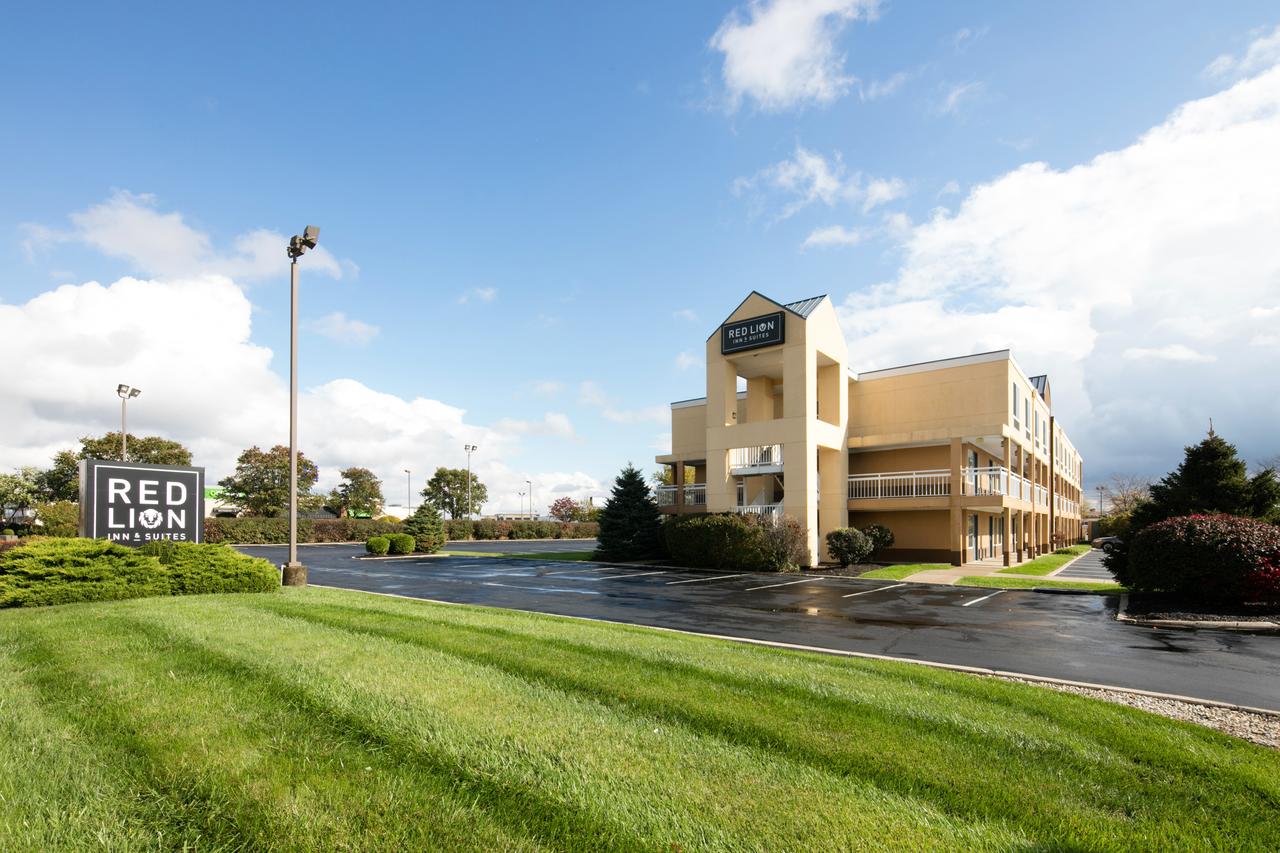 Red Lion Inn & Suites Dayton - thumb 0