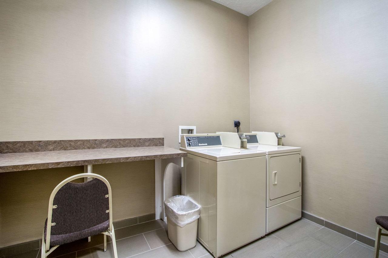 Comfort Suites Hotel And Conference Center - thumb 19