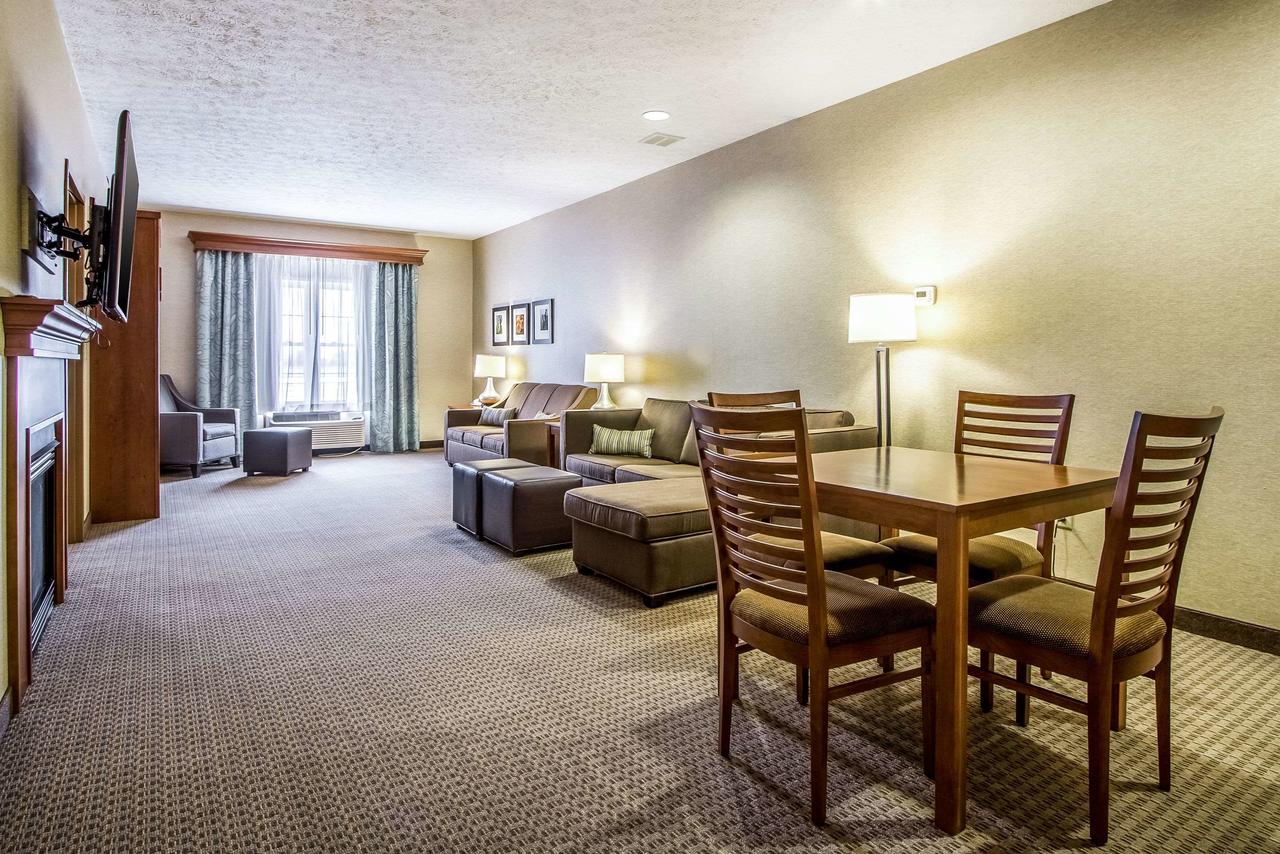 Comfort Suites Hotel And Conference Center - thumb 14