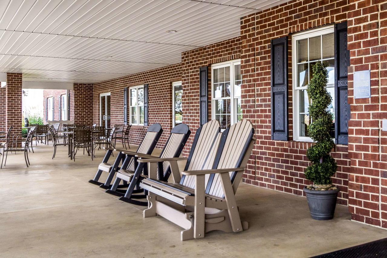 Comfort Suites Hotel And Conference Center - thumb 43