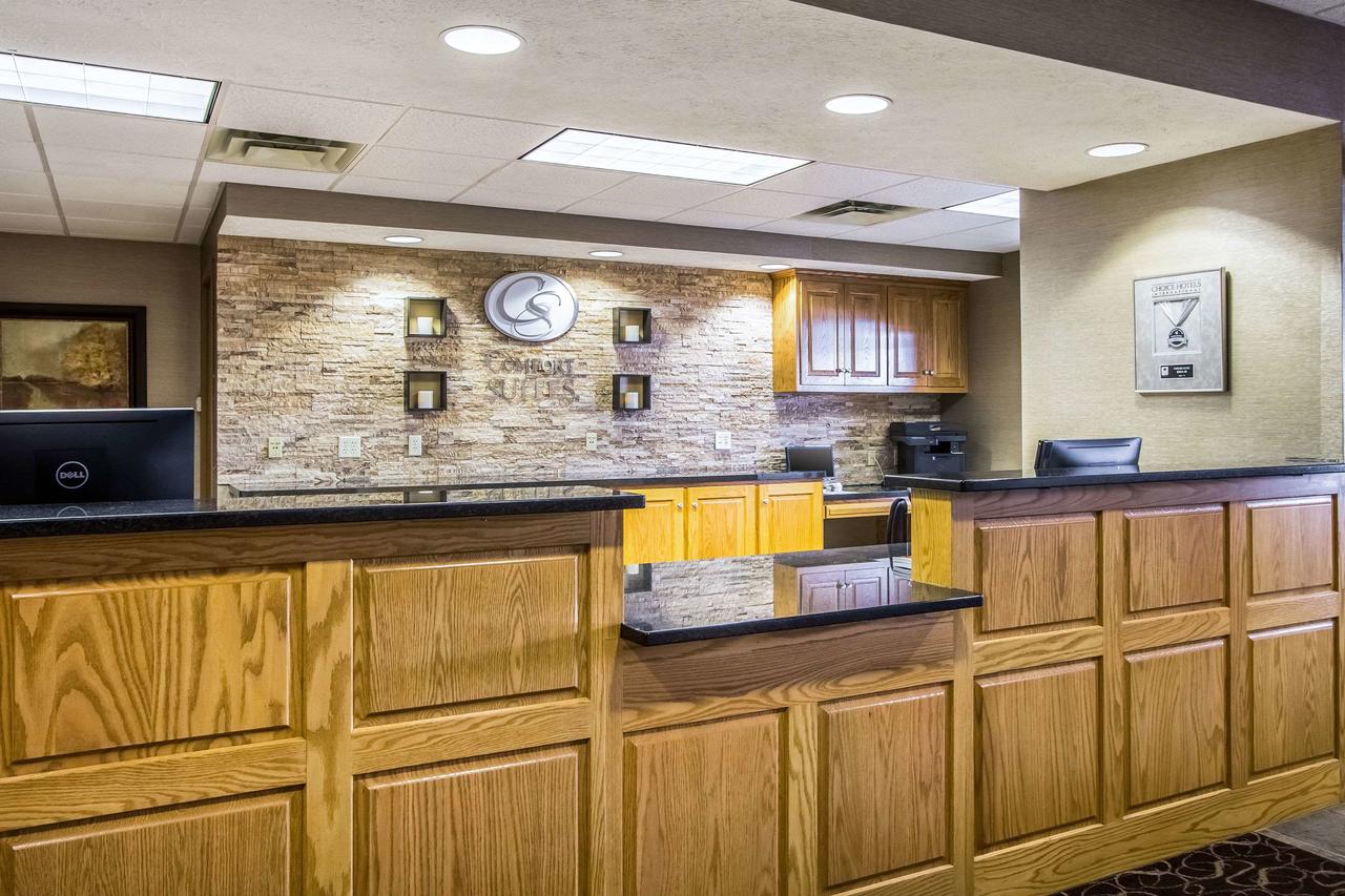 Comfort Suites Hotel And Conference Center - thumb 40