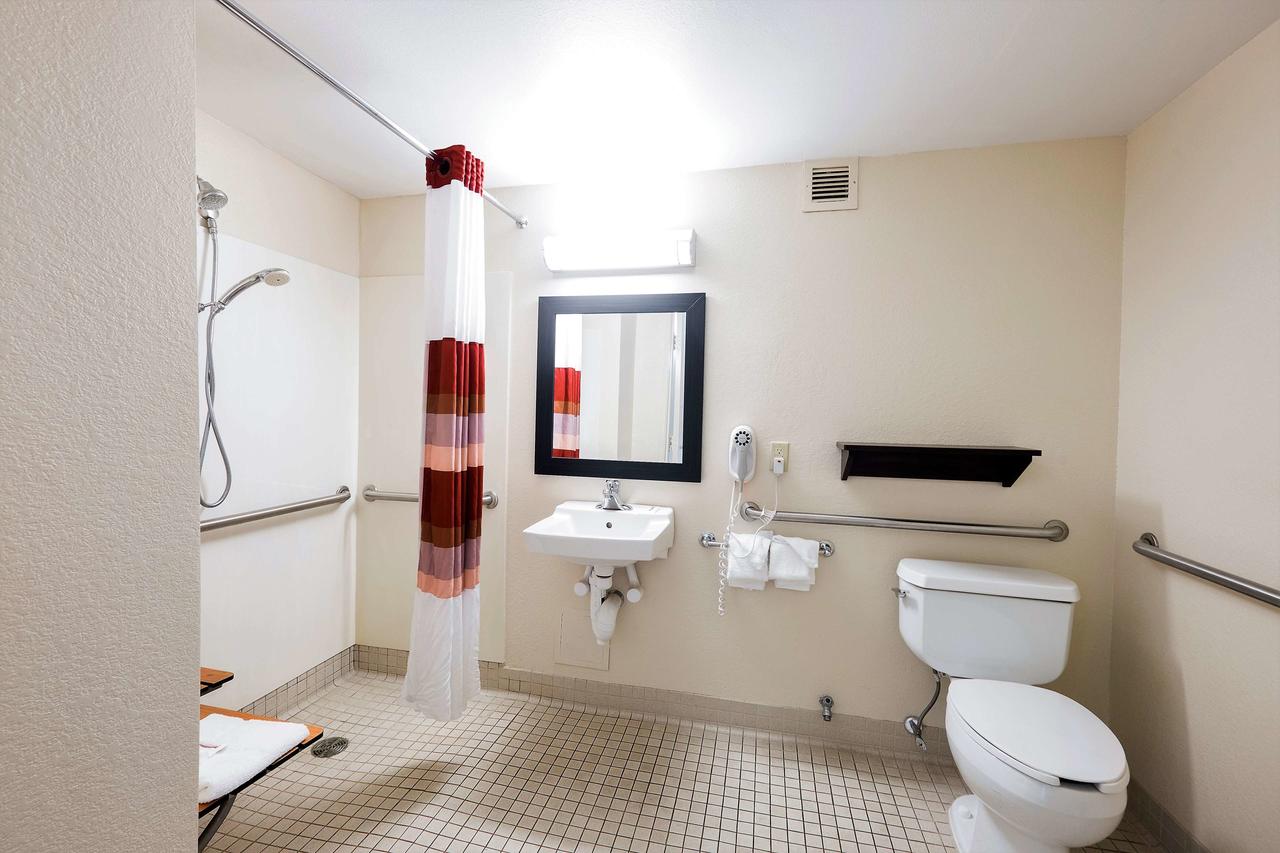 Red Roof Inn St. Clairsville - Wheeling West - thumb 17