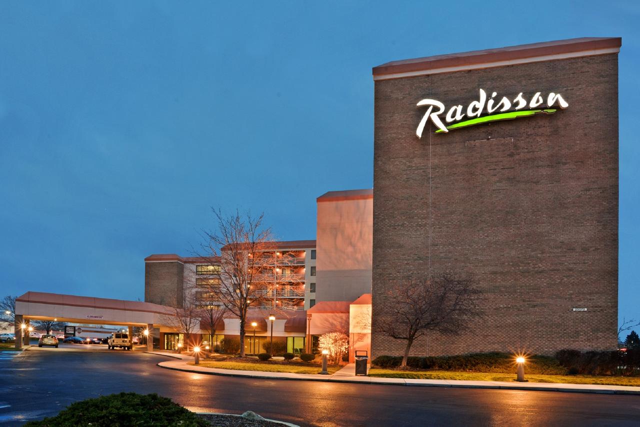 Radisson Cleveland Airport - thumb 0