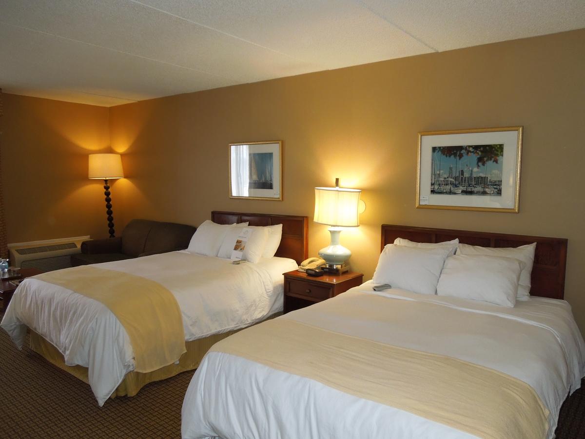Radisson Cleveland Airport - thumb 19
