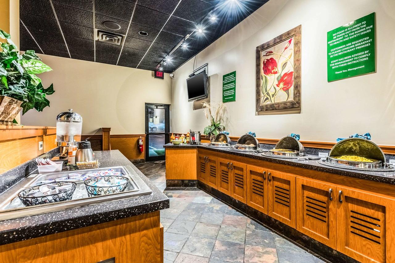 Clarion Hotel Cincinnati North - thumb 10