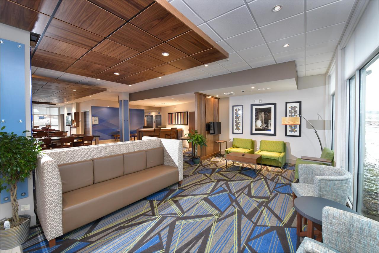 Holiday Inn Express & Suites - Millersburg - thumb 18