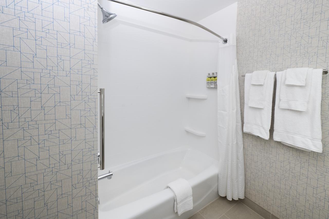 Holiday Inn Express & Suites - Millersburg - thumb 6