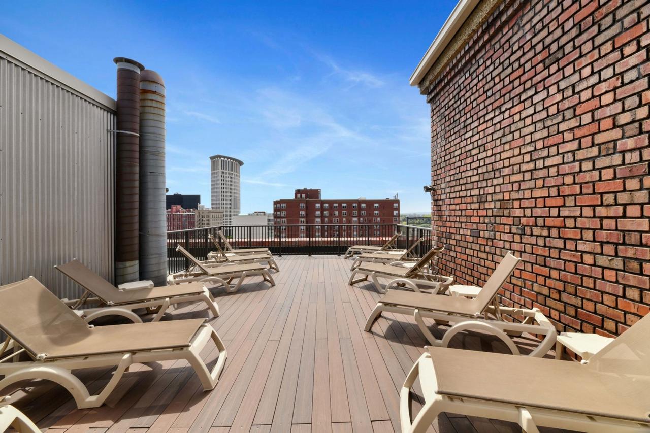 Global Luxury Suites In Downtown Cleveland - thumb 12