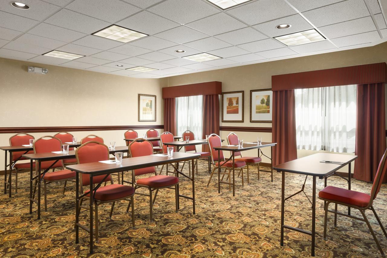 Country Inn & Suites By Radisson, Toledo South, OH - thumb 15