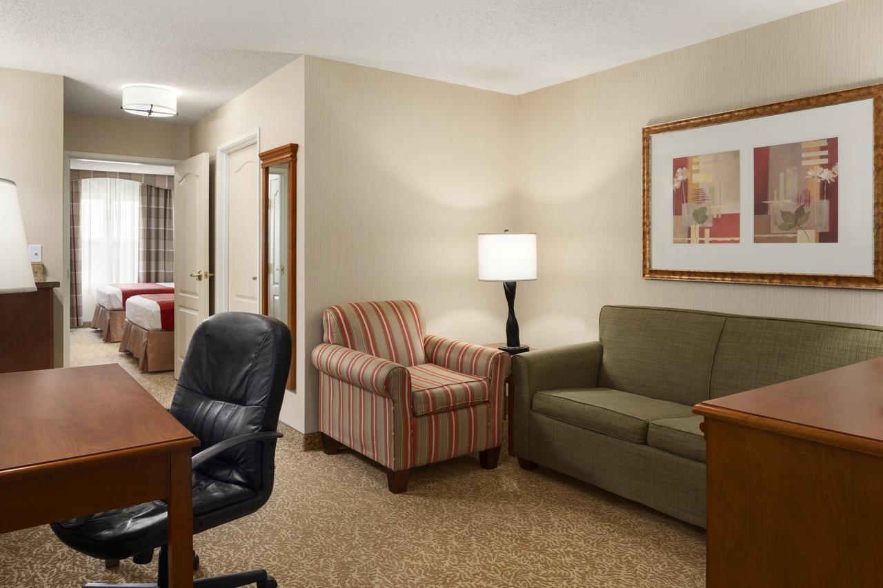 Country Inn & Suites By Radisson, Toledo South, OH - thumb 6