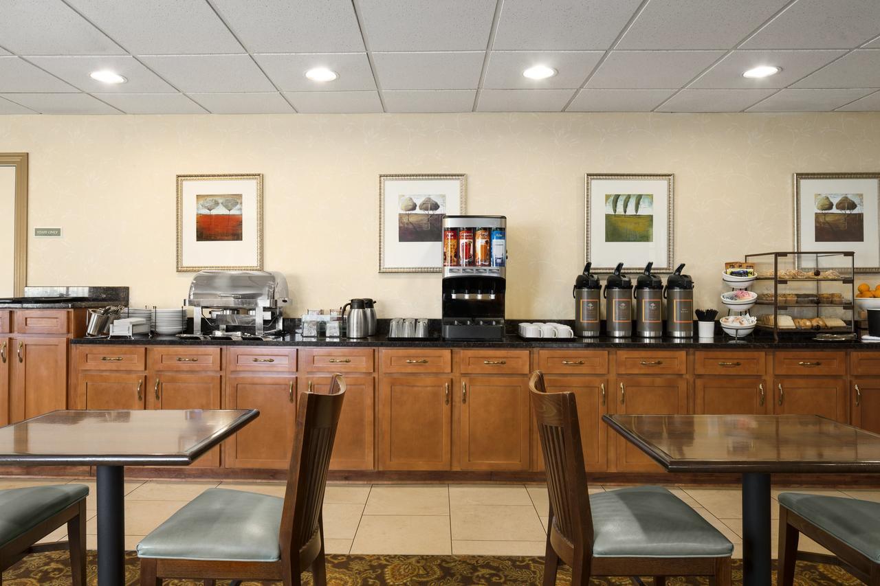 Country Inn & Suites By Radisson, Toledo South, OH - thumb 8