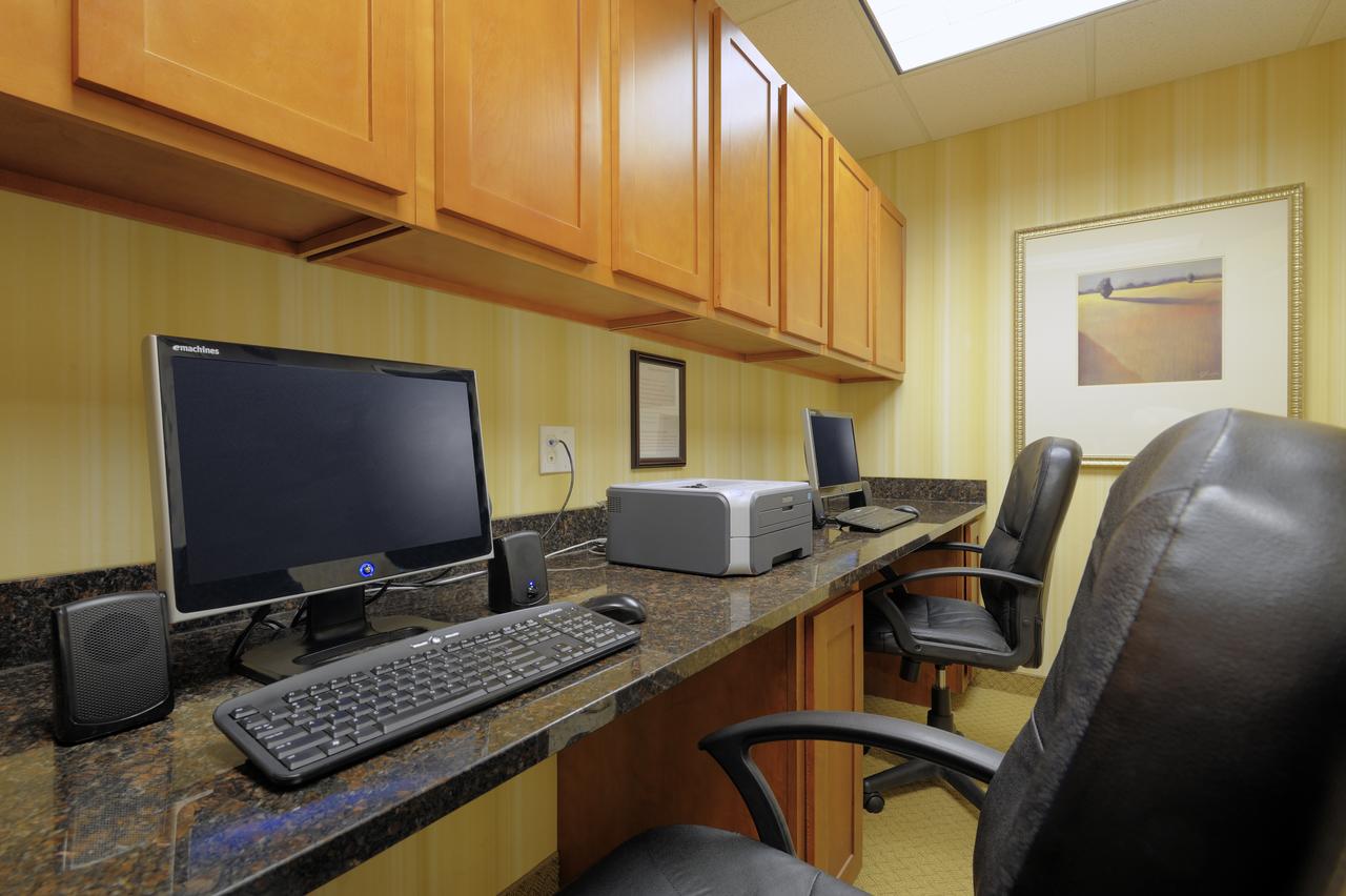 Country Inn & Suites By Radisson, Toledo South, OH - thumb 13