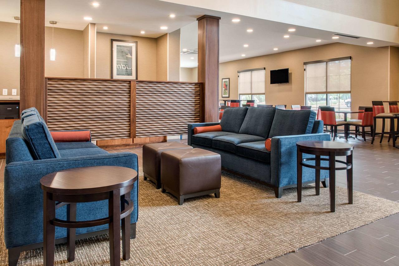 Comfort Suites Columbus Airport - thumb 13