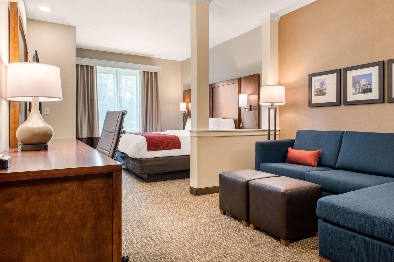 Comfort Suites Columbus Airport - thumb 1