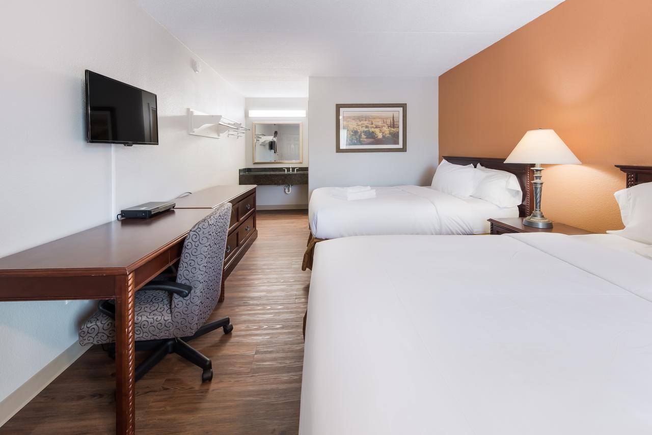 Americas Best Value Inn Columbus - thumb 21