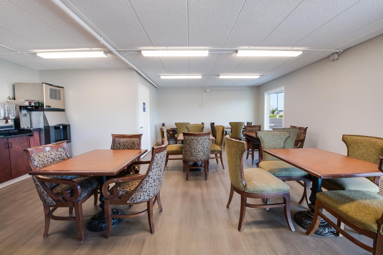 Americas Best Value Inn Columbus - thumb 25