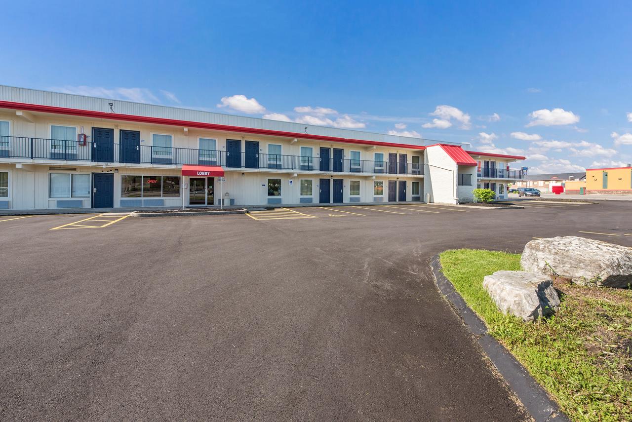 Americas Best Value Inn Columbus - thumb 11