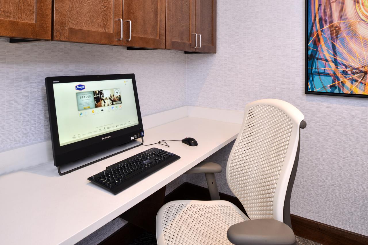 Hampton Inn & Suites Cincinnati-Mason, Ohio - thumb 25