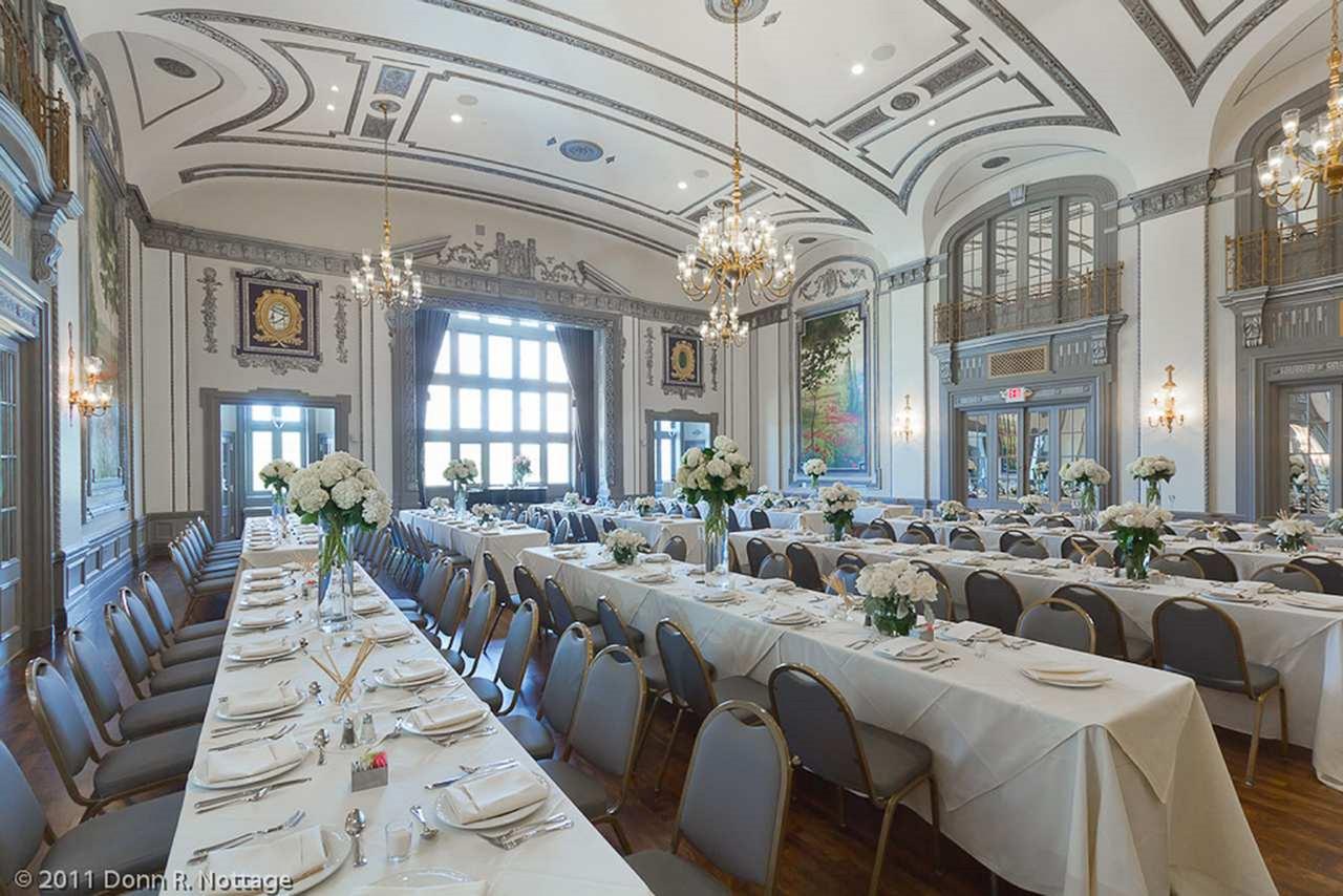 DoubleTree By Hilton - The Tudor Arms Hotel - thumb 22