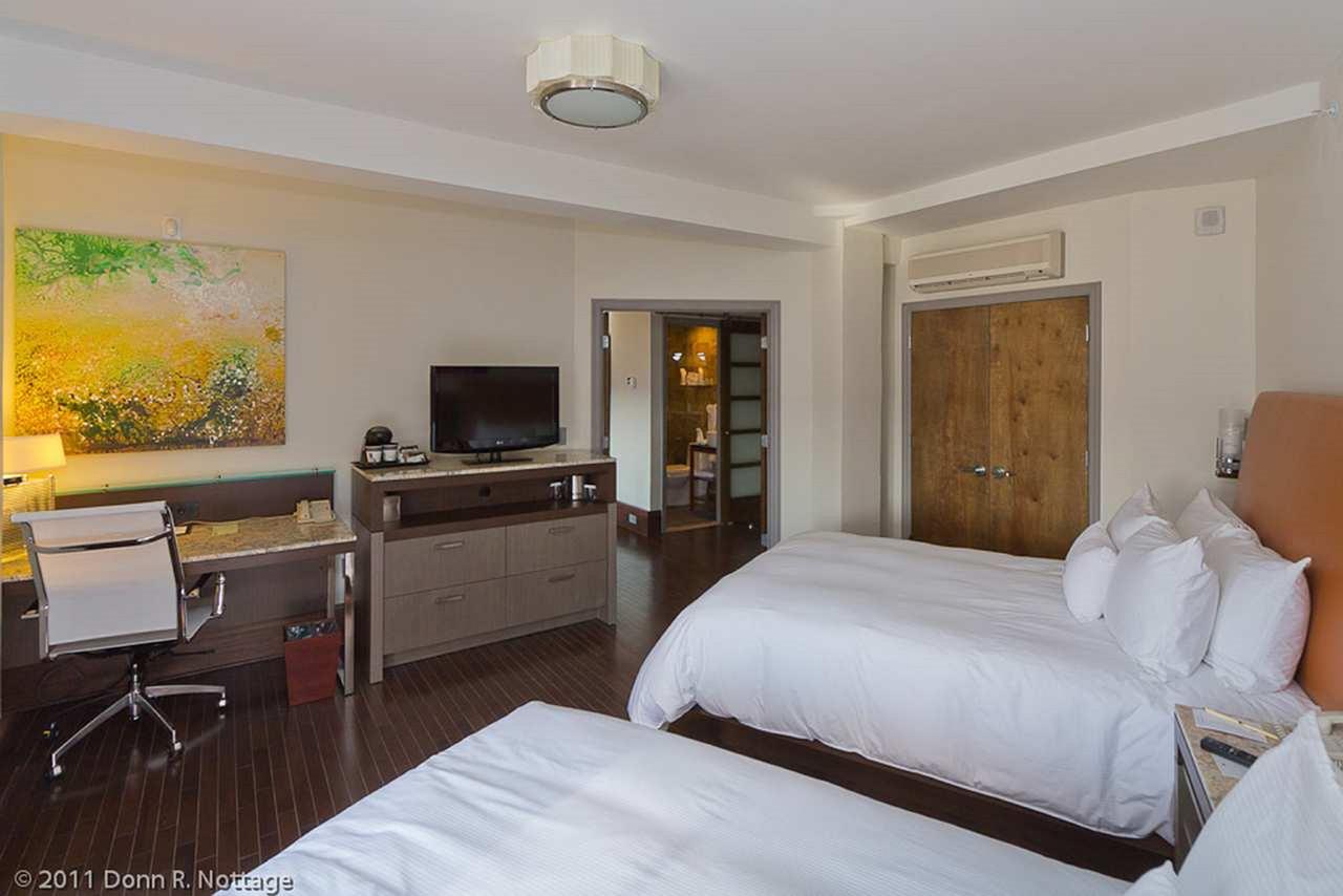 DoubleTree By Hilton - The Tudor Arms Hotel - thumb 2