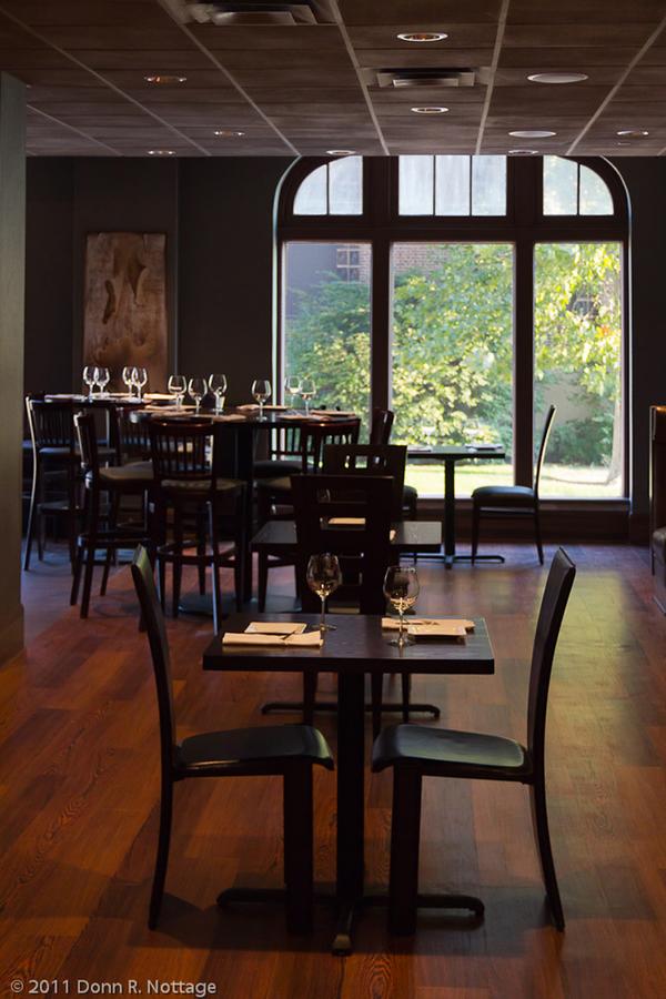 DoubleTree By Hilton - The Tudor Arms Hotel - thumb 9