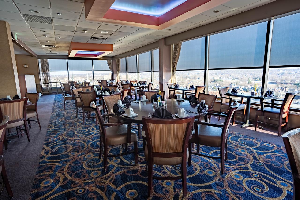 Crowne Plaza Hotel Dayton - thumb 24