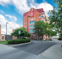Red Roof Inn PLUS Columbus Downtown - Convention Center - Accommodation Ohio