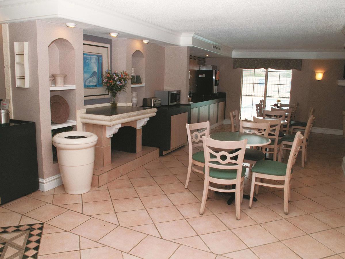 La Quinta Inn By Wyndham Columbus Airport Area - thumb 13