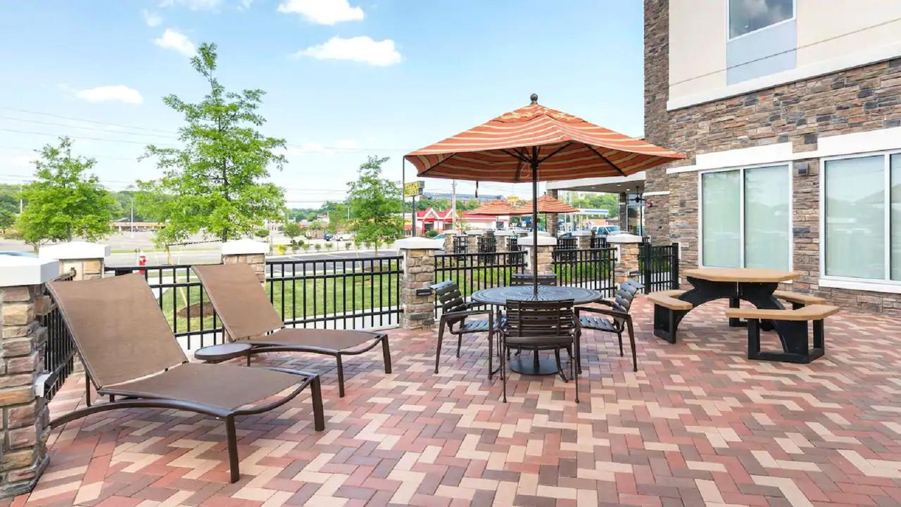 Hyatt Place Canton - thumb 2