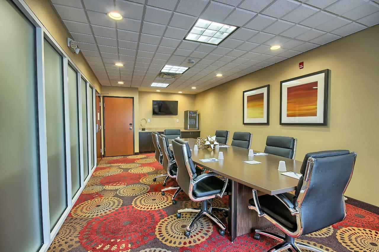 Holiday Inn Express & Suites Ironton - thumb 38