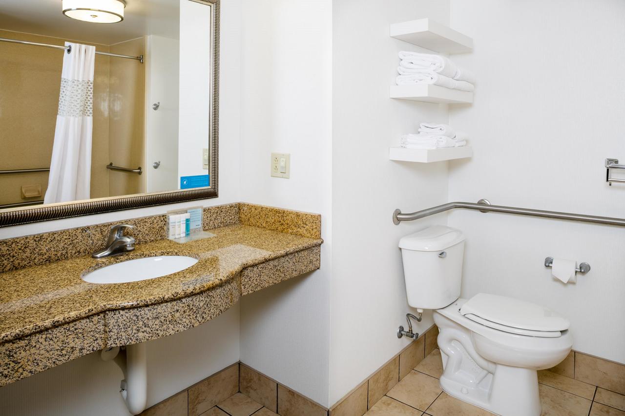 Hampton Inn & Suites Toledo-Perrysburg - thumb 28