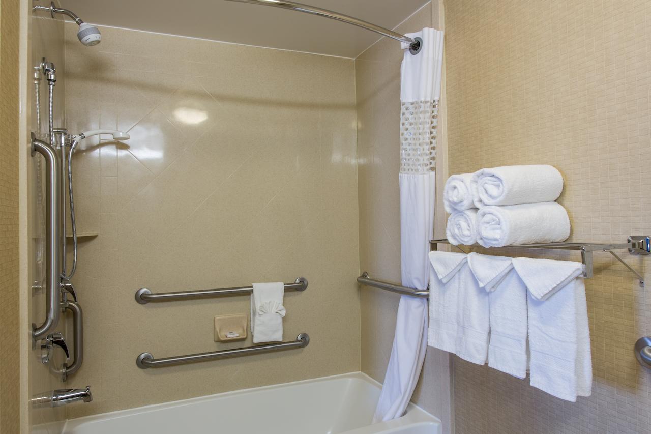 Hampton Inn & Suites Toledo-Perrysburg - thumb 14