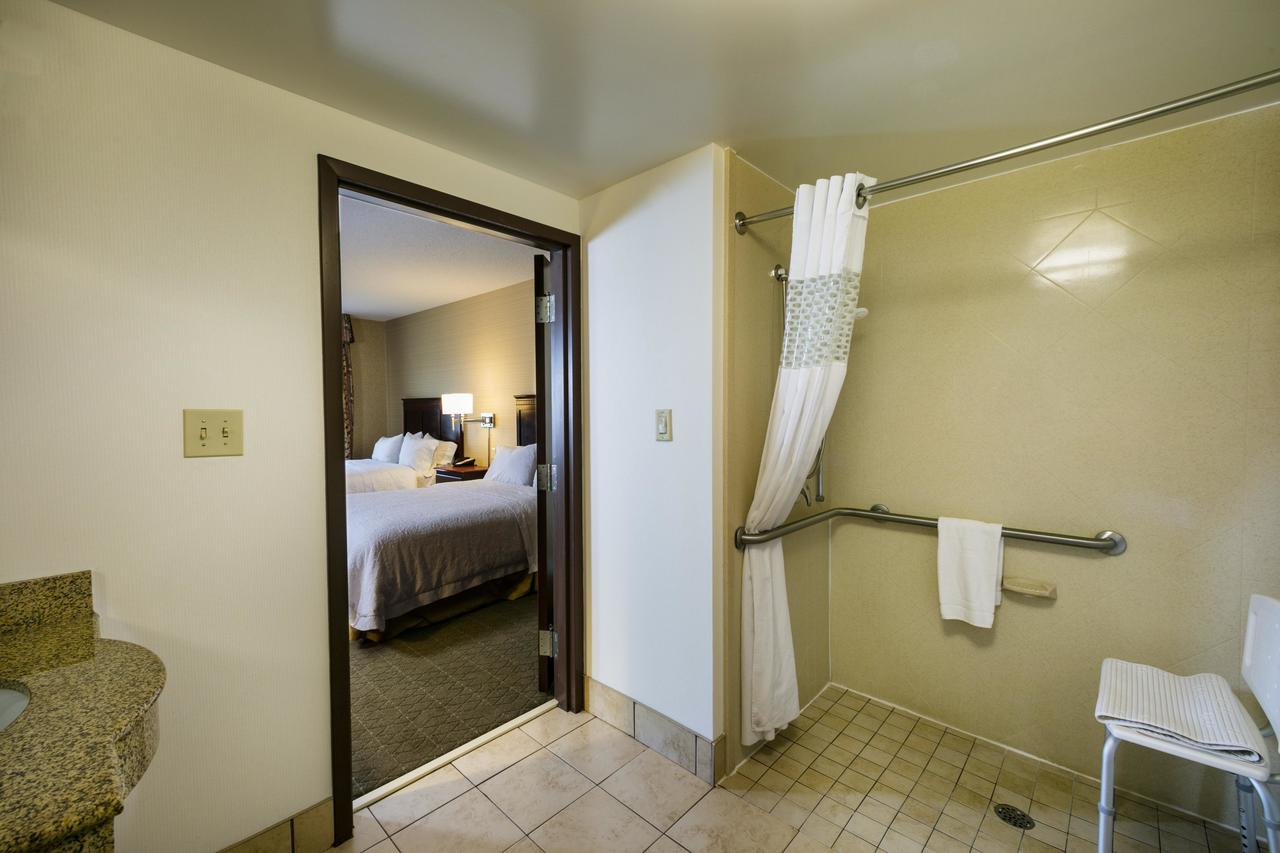 Hampton Inn & Suites Toledo-Perrysburg - thumb 42
