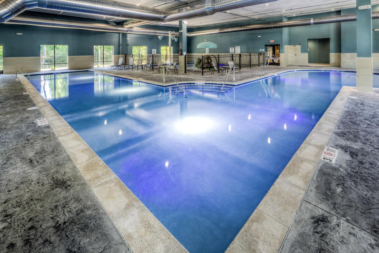 Holiday Inn Express & Suites Cleveland/Westlake - thumb 19
