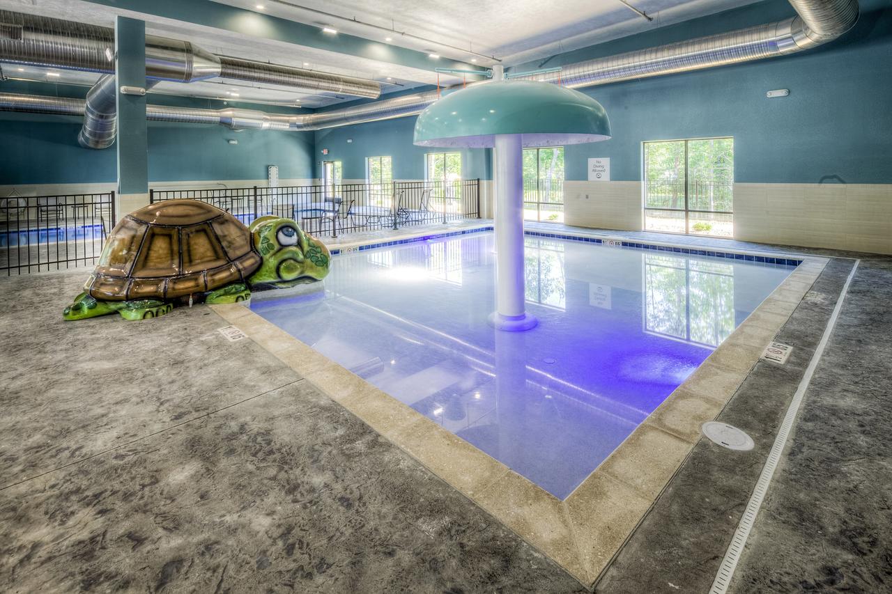Holiday Inn Express & Suites Cleveland/Westlake - thumb 7