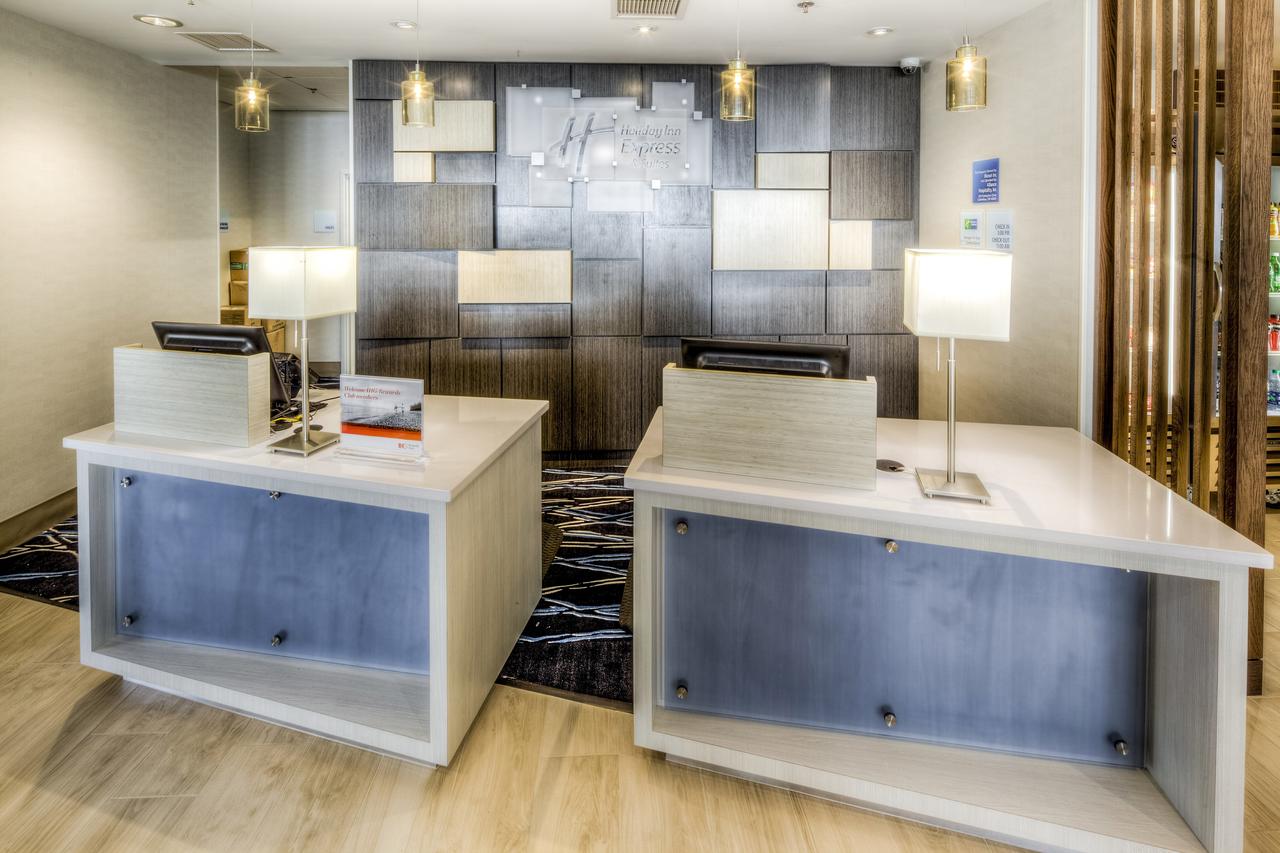 Holiday Inn Express & Suites Cleveland/Westlake - thumb 26